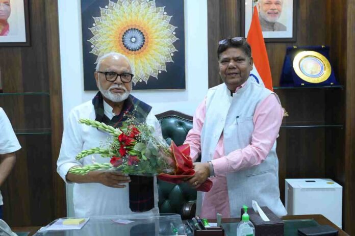 मुख्यमंत्री सम्राट चौधरी ,सम्राट अशोक फाउंडेशन ,निरंजन कुशवाहा पप्पू , छगन भुजवल ,सम्राट चौधरी, पटना कार्यक्रम, बापू सभागार, अभिनंदन समारोह, बिहार मुख्यमंत्री
